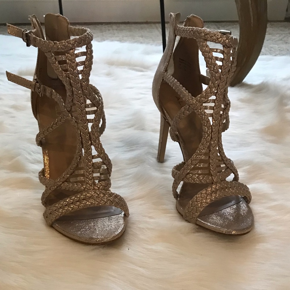 Gorgeous Aldo Grecian Heels